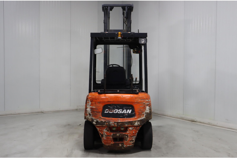 Electric forklift Doosan B45X-5: picture 10