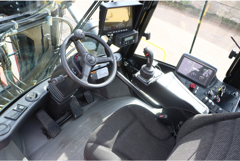Hyster H44XMS-12 - Diesel forklift: picture 2 Hyster H44XMS-12 - Diesel forklift: picture 2