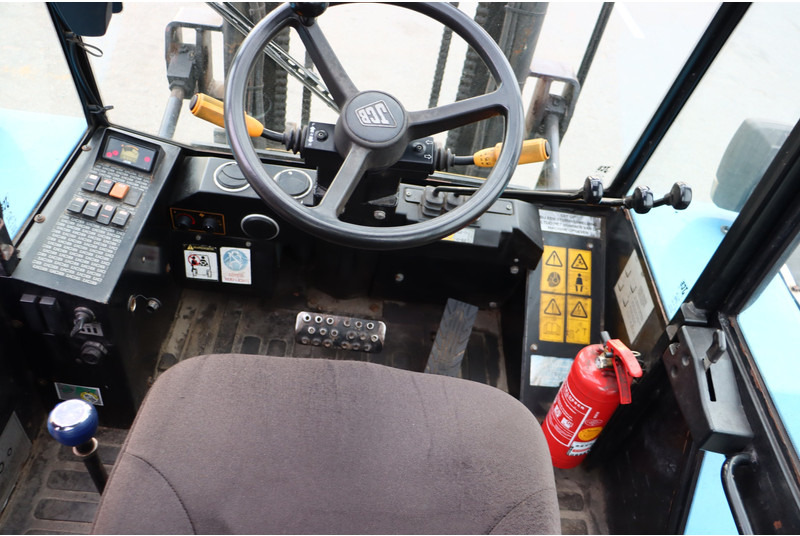 JCB 930-4 - Diesel forklift: picture 2 JCB 930-4 - Diesel forklift: picture 2