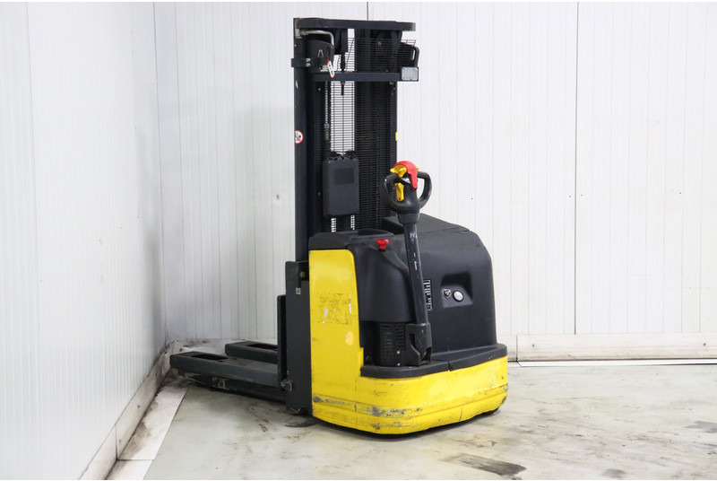 Komatsu CNI 14 - Stacker: picture 5 Komatsu CNI 14 - Stacker: picture 5