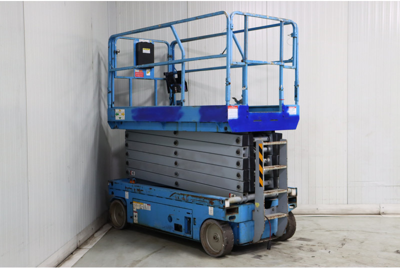 Mantall XE140W - Scissor lift: picture 5 Mantall XE140W - Scissor lift: picture 5