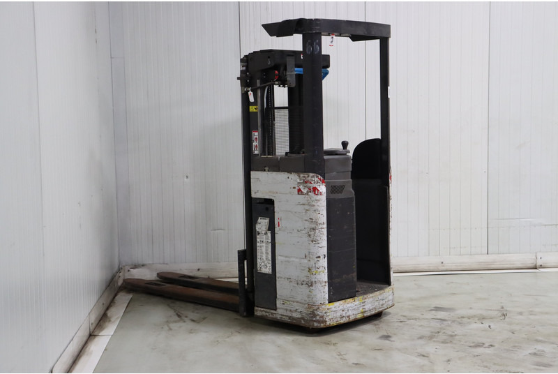 Nissan AJN160 - Reach truck: picture 5 Nissan AJN160 - Reach truck: picture 5
