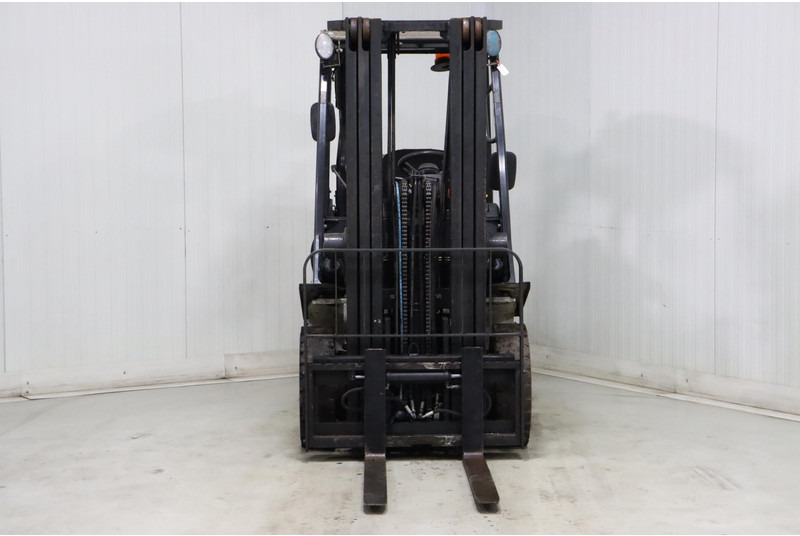 Nissan U1D2A20LQ - LPG forklift: picture 2 Nissan U1D2A20LQ - LPG forklift: picture 2