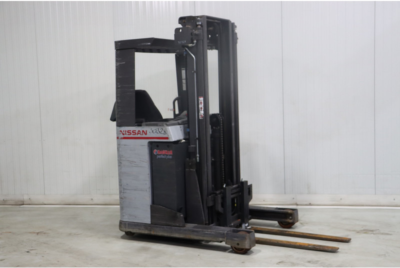 Nissan UNS140DTFVRC540 - Reach truck: picture 1 Nissan UNS140DTFVRC540 - Reach truck: picture 1