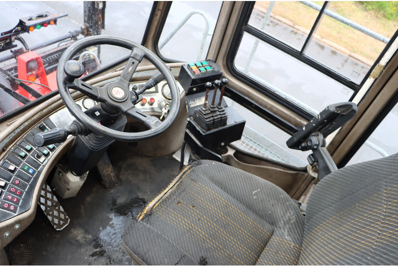 Svetruck 16CS5H - Diesel forklift: picture 2 Svetruck 16CS5H - Diesel forklift: picture 2