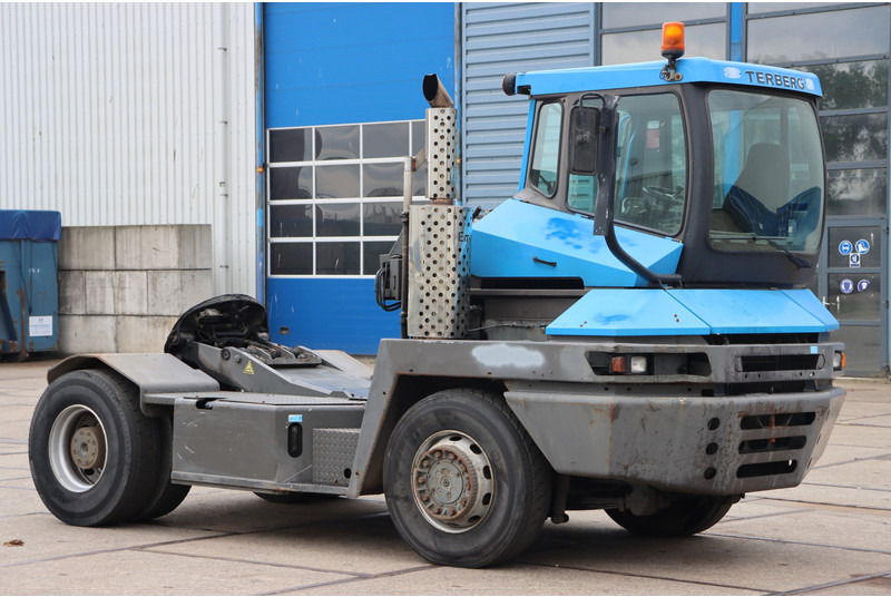 Terberg RT222 - Terminal tractor: picture 1 Terberg RT222 - Terminal tractor: picture 1