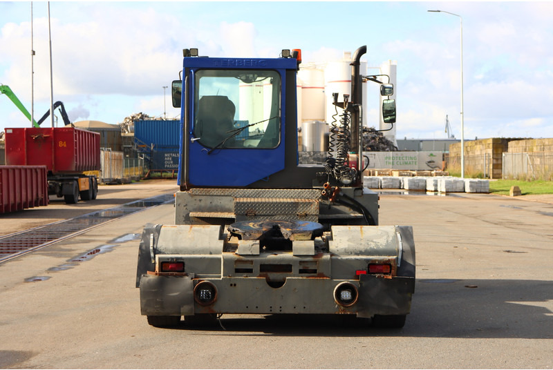 Terberg TT220 - Terminal tractor: picture 5 Terberg TT220 - Terminal tractor: picture 5