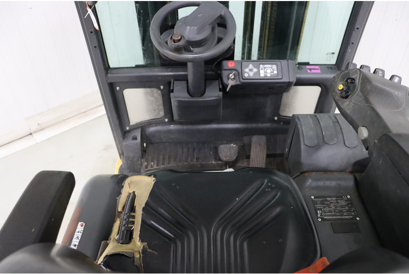 UniCarriers AG2N1L16Q - Electric forklift: picture 2 UniCarriers AG2N1L16Q - Electric forklift: picture 2