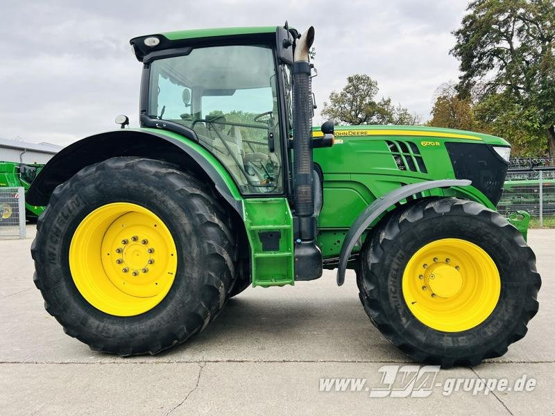 John Deere 6170R - Farm tractor: picture 4 John Deere 6170R - Farm tractor: picture 4