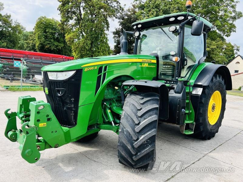 John Deere 8295R - Farm tractor: picture 1 John Deere 8295R - Farm tractor: picture 1
