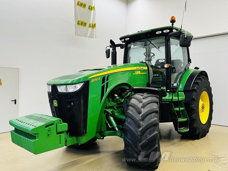John Deere 8310R - Farm tractor: picture 1 John Deere 8310R - Farm tractor: picture 1