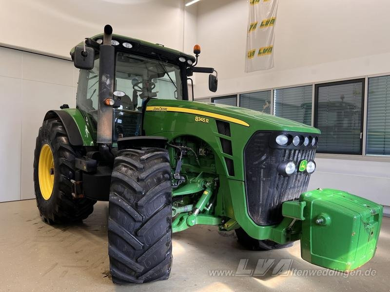 John Deere 8345R - Farm tractor: picture 2 John Deere 8345R - Farm tractor: picture 2