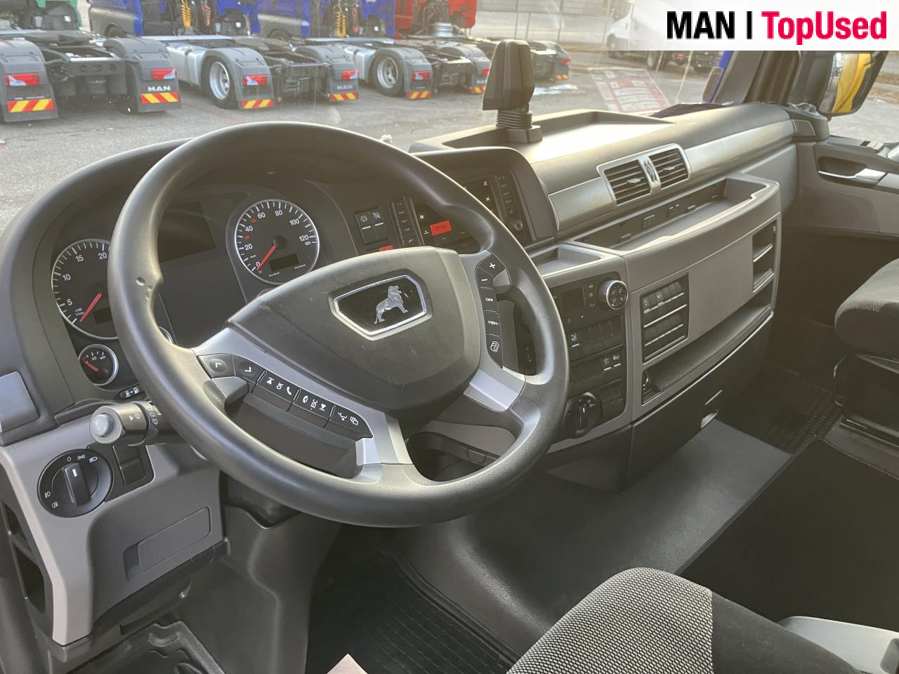 MAN TGX 18.460 4X2 LLS-U - Tractor unit: picture 2 MAN TGX 18.460 4X2 LLS-U - Tractor unit: picture 2