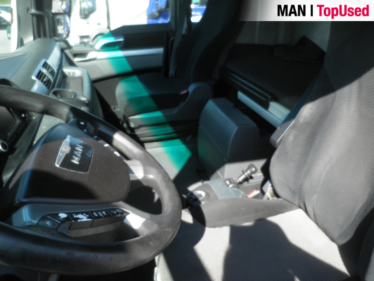 Tractor unit MAN TGX 18.480 4X2 BLS: picture 8