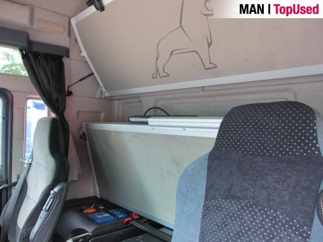 MAN TGX 18.500 4X2 LLS-U - Tractor unit: picture 3 MAN TGX 18.500 4X2 LLS-U - Tractor unit: picture 3