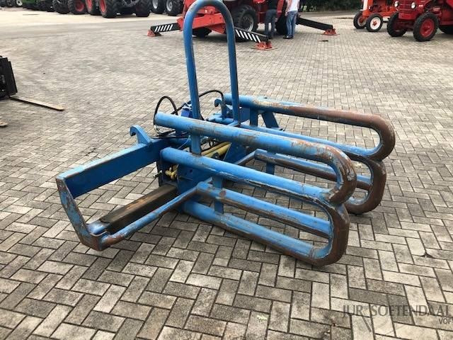 GOWEIL bale clamp - Clamp for Agricultural machinery: picture 1 GOWEIL bale clamp - Clamp for Agricultural machinery: picture 1