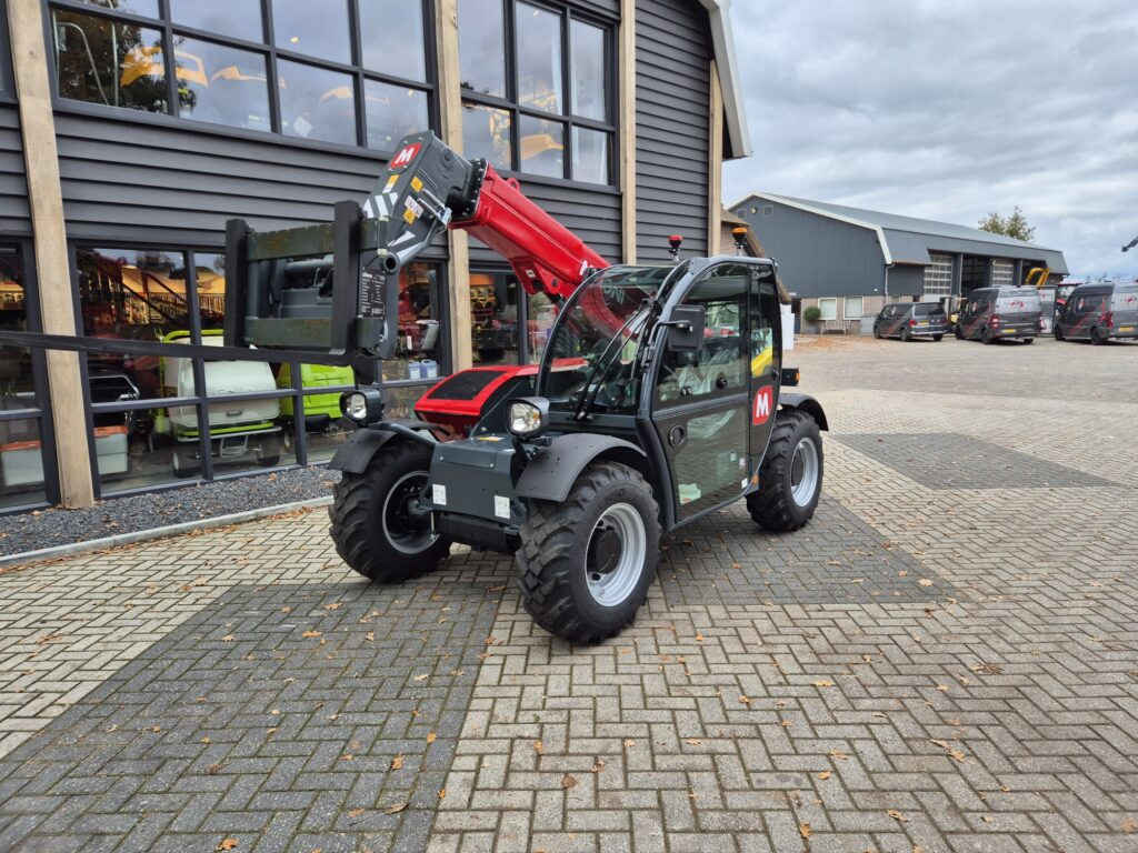 MAGNI TH 3.6 - Telescopic handler: picture 2 MAGNI TH 3.6 - Telescopic handler: picture 2