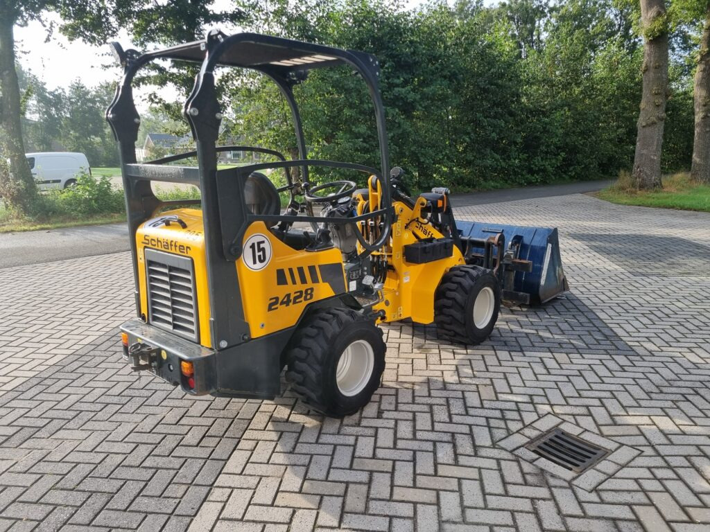 SCHÄFFER 2428 miniloader - Compact loader: picture 5 SCHÄFFER 2428 miniloader - Compact loader: picture 5