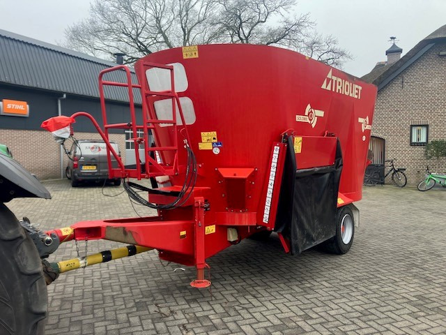TRIOLIET Solomix 2-1600 - Forage mixer wagon: picture 2 TRIOLIET Solomix 2-1600 - Forage mixer wagon: picture 2