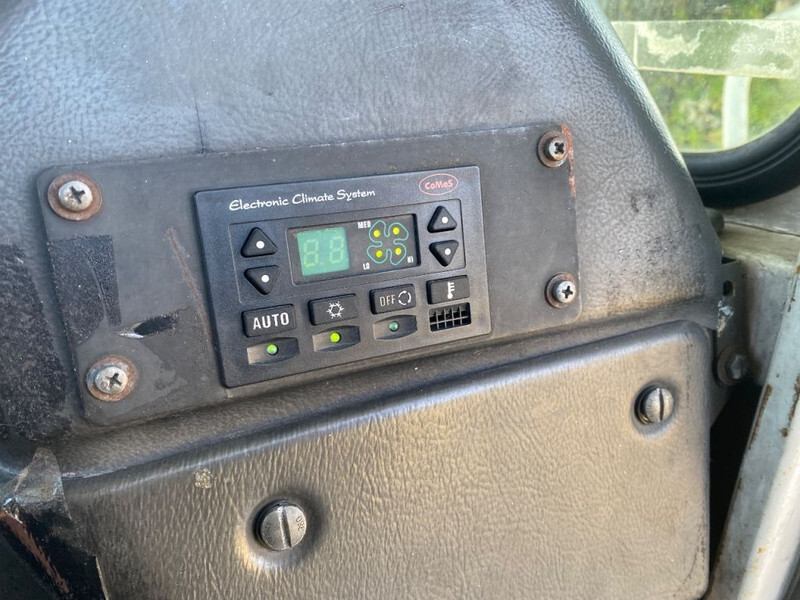 Terberg YT 182 TERMINAL TRUCK | AIRCO | 23826 HOURS | - Terminal tractor: picture 5 Terberg YT 182 TERMINAL TRUCK | AIRCO | 23826 HOURS | - Terminal tractor: picture 5