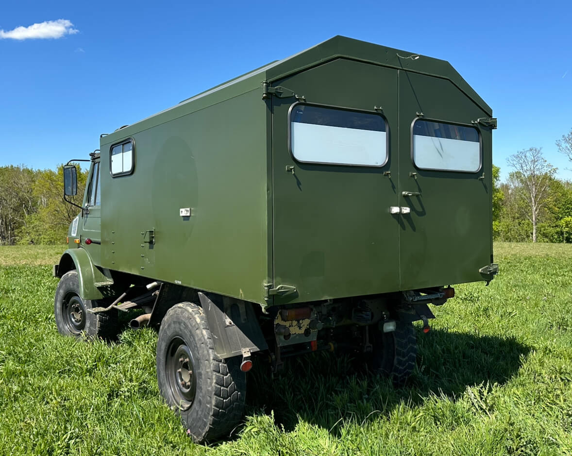Unimog 1300L - U1300L 435 44760 Mercedes Benz 435 - Municipal/ Special vehicle: picture 3 Unimog 1300L - U1300L 435 44760 Mercedes Benz 435 - Municipal/ Special vehicle: picture 3