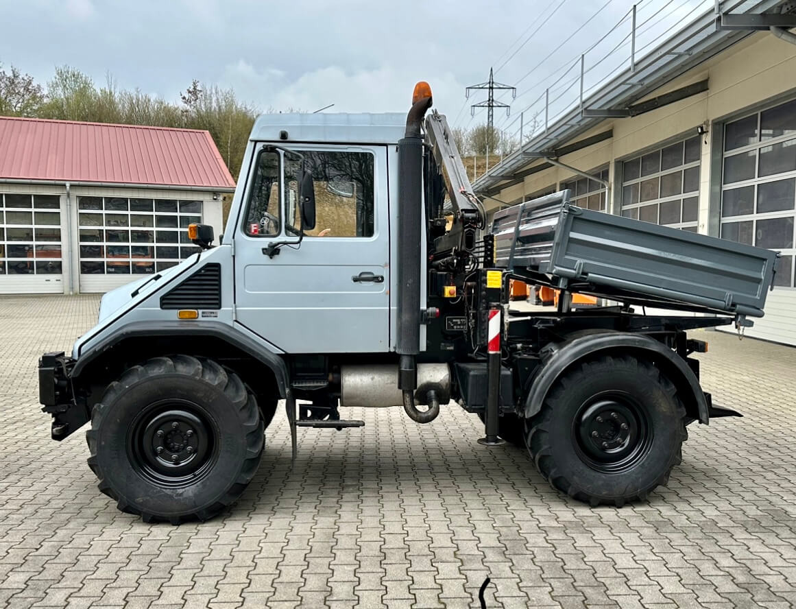 Unimog 130 - U130 418 74426 mit Kran und Winde Mer - Tipper: picture 4 Unimog 130 - U130 418 74426 mit Kran und Winde Mer - Tipper: picture 4