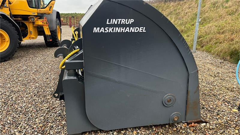 Volvo 5m3 Rauakoda Højtip skovl Rauakoda 5m3 højtip skov - Agricultural machinery: picture 2 Volvo 5m3 Rauakoda Højtip skovl Rauakoda 5m3 højtip skov - Agricultural machinery: picture 2