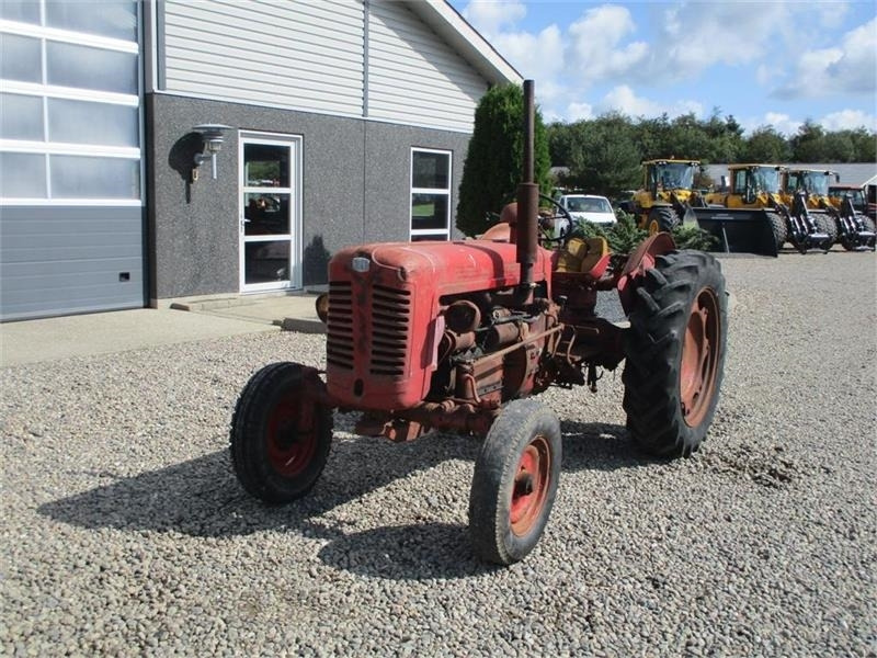 Bukh 403 Med Fjernudtag - Farm tractor: picture 4 Bukh 403 Med Fjernudtag - Farm tractor: picture 4