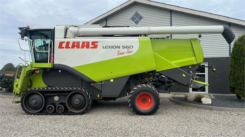 Claas LEXION 560 Med ny bælter og 4wd - Combine harvester: picture 5 Claas LEXION 560 Med ny bælter og 4wd - Combine harvester: picture 5