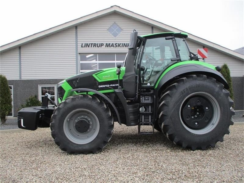Deutz-fahr 9340 TTV New and Unused tractor - Farm tractor: picture 4 Deutz-fahr 9340 TTV New and Unused tractor - Farm tractor: picture 4