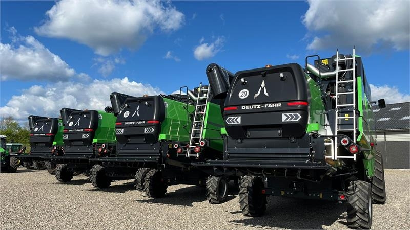 Deutz-fahr C7206 With 24feed - 7.2m header. New and unused Co - Combine harvester: picture 2 Deutz-fahr C7206 With 24feed - 7.2m header. New and unused Co - Combine harvester: picture 2