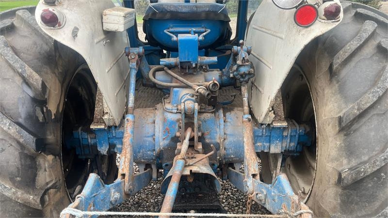 Ford 5000 Y-model  - Farm tractor: picture 4 Ford 5000 Y-model  - Farm tractor: picture 4