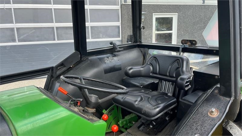 John Deere 2040 Med nye dæk hele vejen rundt  - Farm tractor: picture 5 John Deere 2040 Med nye dæk hele vejen rundt  - Farm tractor: picture 5