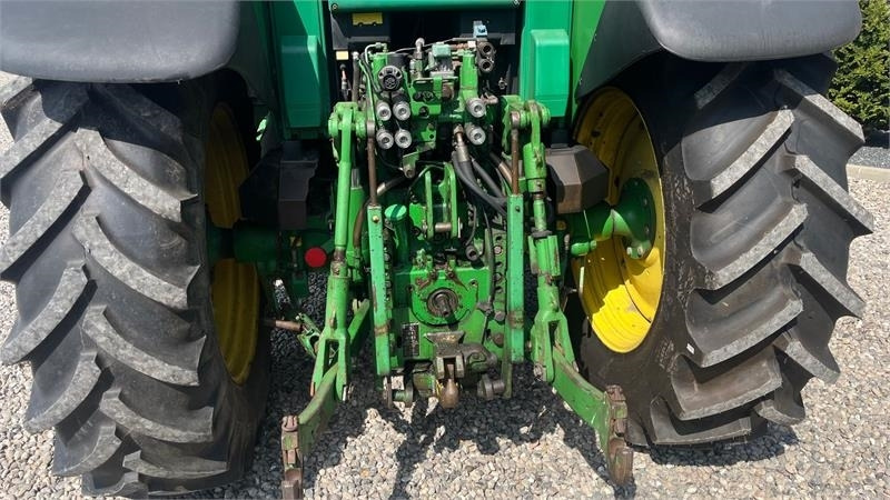 John Deere 6620 AP Med frontlæsser. - Farm tractor: picture 4 John Deere 6620 AP Med frontlæsser. - Farm tractor: picture 4