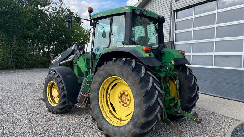 John Deere 6910 Auto Quad II-TLS Med frontlæsser - Farm tractor: picture 3 John Deere 6910 Auto Quad II-TLS Med frontlæsser - Farm tractor: picture 3