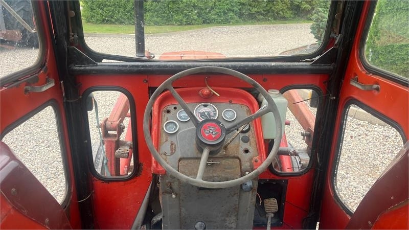 Massey Ferguson 165 Med frontlæsser - Farm tractor: picture 5 Massey Ferguson 165 Med frontlæsser - Farm tractor: picture 5