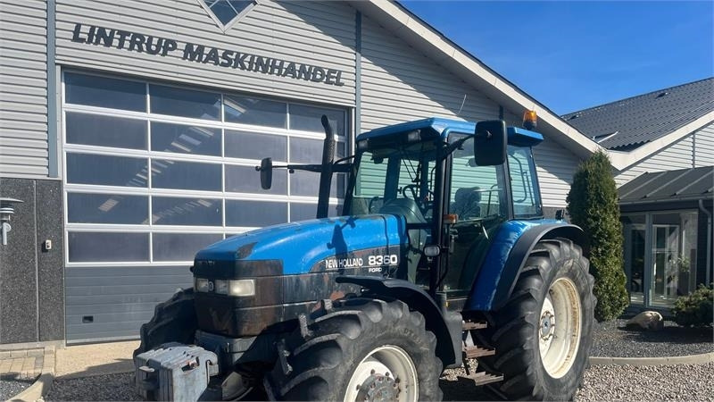 New Holland 8360 Rangecommand - Farm tractor: picture 2 New Holland 8360 Rangecommand - Farm tractor: picture 2