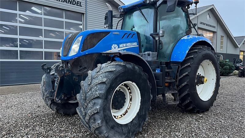 New Holland T7.230 Autocommand med frontlift og nye bagdæk er on lease New Holland T7.230 Autocommand med frontlift og nye bagdæk er: picture 13 New Holland T7.230 Autocommand med frontlift og nye bagdæk er on lease New Holland T7.230 Autocommand med frontlift og nye bagdæk er: picture 13