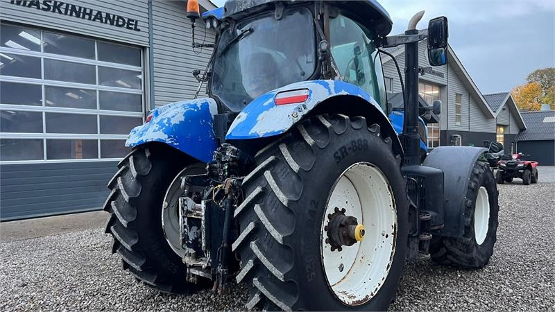 New Holland T7.230 Autocommand med frontlift og nye bagdæk er on lease New Holland T7.230 Autocommand med frontlift og nye bagdæk er: picture 9 New Holland T7.230 Autocommand med frontlift og nye bagdæk er on lease New Holland T7.230 Autocommand med frontlift og nye bagdæk er: picture 9