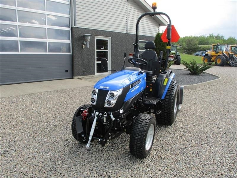 Municipal tractor Solis 26 HST med Frontlift & FrontPTO: picture 13