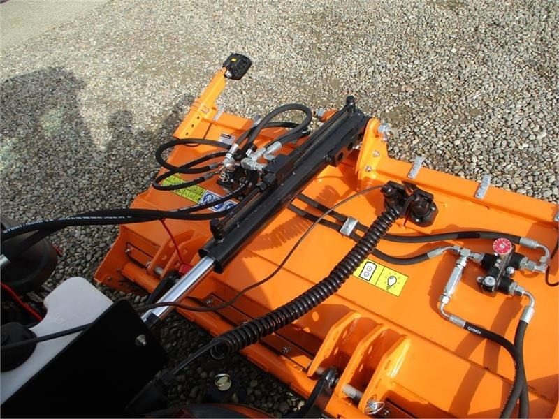 Municipal tractor Solis H26 HST SNOW EDITION med frontlift, front PTO, Var: picture 12