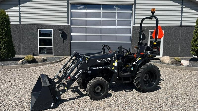 Solis S26 6+2 gearmaskine Limited Edition i sort med bre - Municipal tractor: picture 1 Solis S26 6+2 gearmaskine Limited Edition i sort med bre - Municipal tractor: picture 1