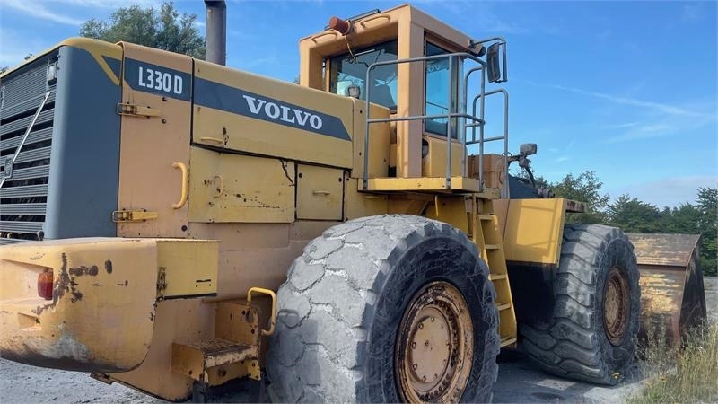 Volvo 330D med skovl - Wheel loader: picture 2 Volvo 330D med skovl - Wheel loader: picture 2