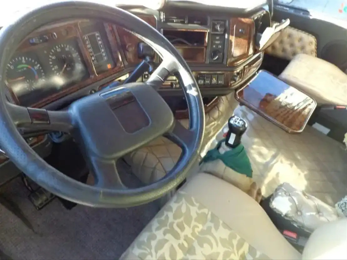 Tractor unit Volvo FH 12.420 Volvo FH12.420 4X2: picture 10 Tractor unit Volvo FH 12.420 Volvo FH12.420 4X2: picture 10