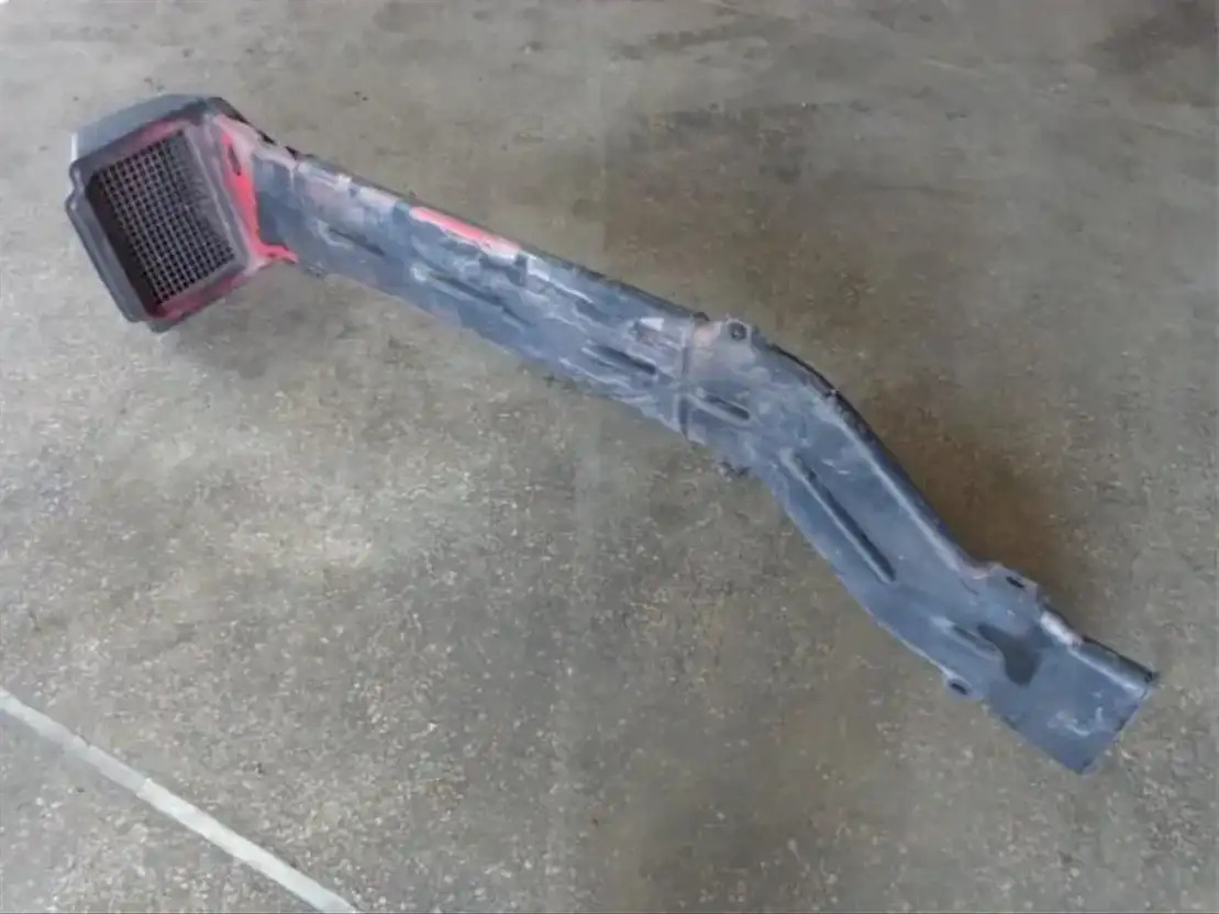 Volvo AIR Filter Volvo F Serie - Cab and interior for Truck: picture 1 Volvo AIR Filter Volvo F Serie - Cab and interior for Truck: picture 1