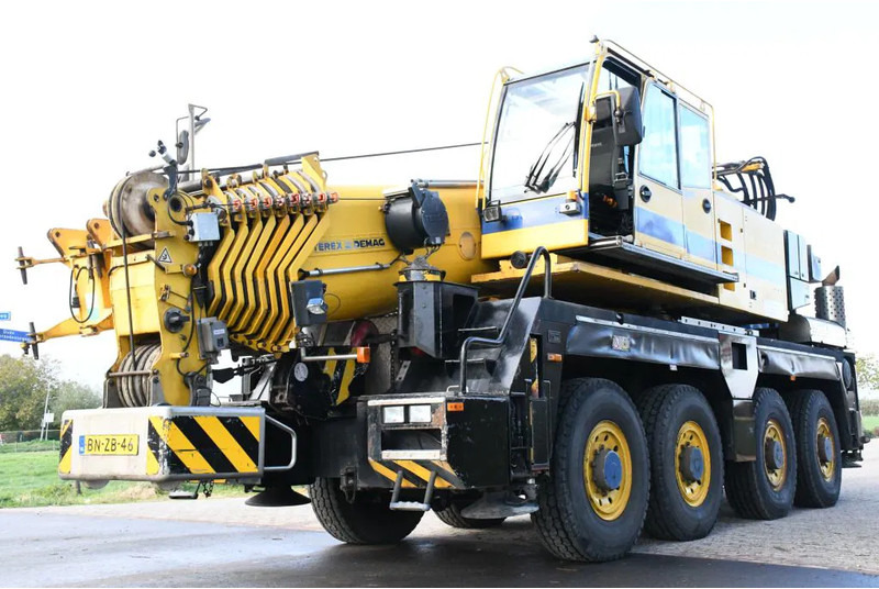 Demag AC60 CITY CLASS! Double cab!!8X8!! - Mobile crane: picture 4 Demag AC60 CITY CLASS! Double cab!!8X8!! - Mobile crane: picture 4
