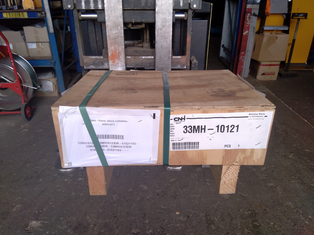 Case 33MH-10121 - 33MH10121 - Hydraulic valve for Construction machinery: picture 2 Case 33MH-10121 - 33MH10121 - Hydraulic valve for Construction machinery: picture 2