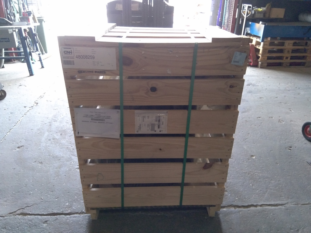 Case 48008259 - 47773204 - Hydraulic tank for Construction machinery: picture 4 Case 48008259 - 47773204 - Hydraulic tank for Construction machinery: picture 4