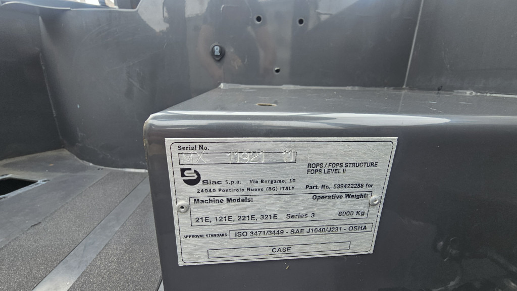 Case 87681392 - 539422288 - Cab for Construction machinery: picture 2 Case 87681392 - 539422288 - Cab for Construction machinery: picture 2