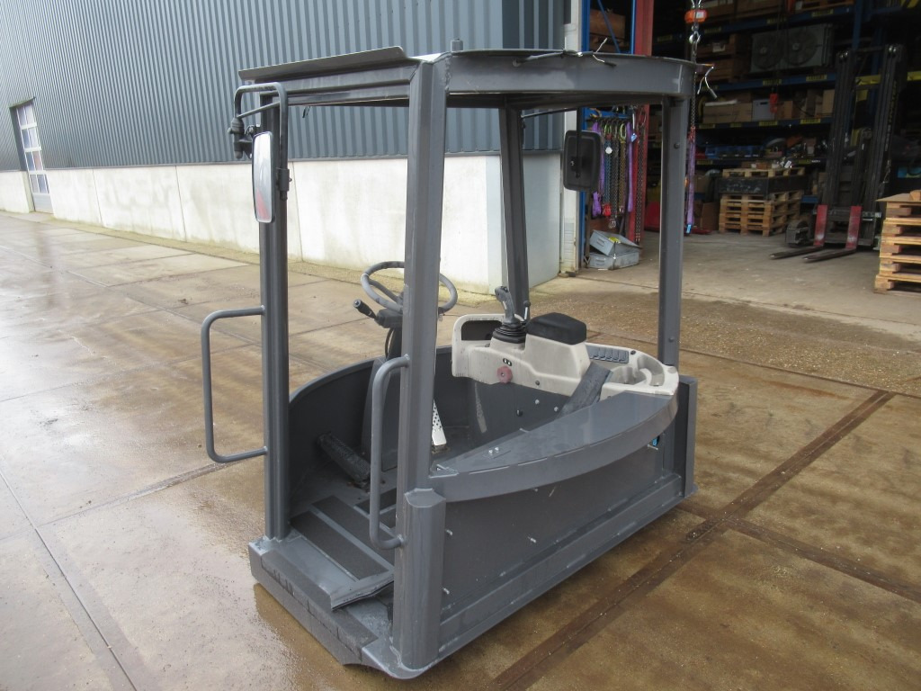 Case 87681392 - - Cab for Construction machinery: picture 3 Case 87681392 - - Cab for Construction machinery: picture 3